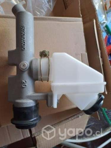 Bomba embrague Isuzu FTR