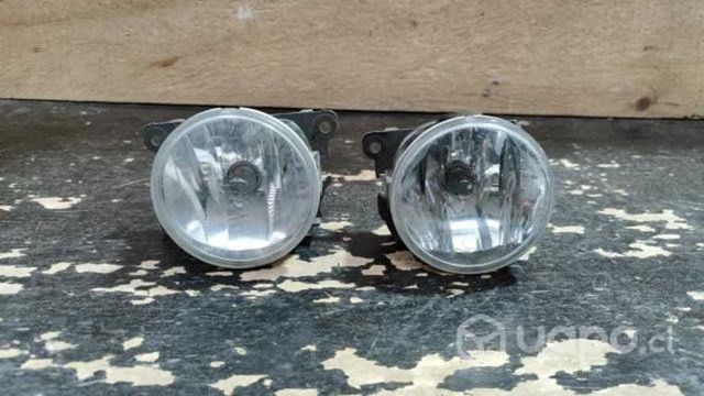 Neblinero Peugeot 3008 /rgd01m02j