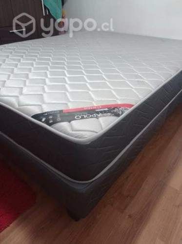 Colchon, mueble y escritorio