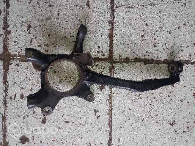 Muñón delantero derecho Toyota 4runner 2009