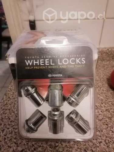 Tuercas antirrobo Marca TOYOTA. Hilux y varias