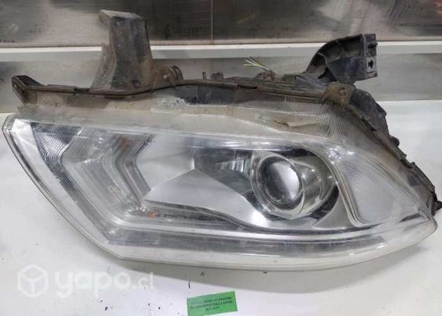 Óptico Derecho (NNA 298) Nissan Np300 4x4 2.3 Dies
