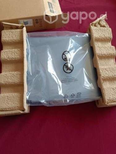 Notebook Lenovo nuevo solo la batería no carga