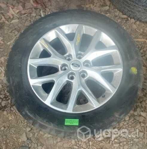 Llanta Aluminio Detalle Con Neumático Ford Expedit