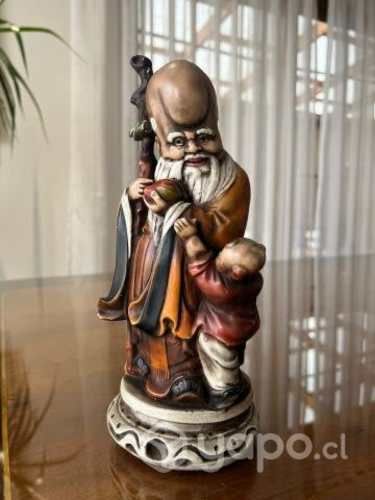 Antigua figura decorativa