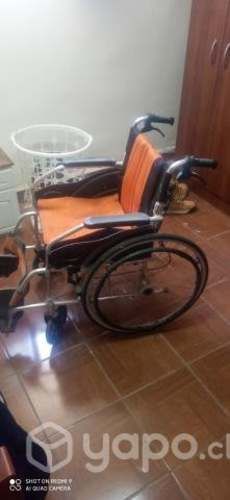 Silla de rueda casi nueva