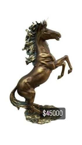 Elegante Estatua Caballo