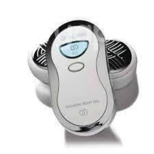 AgeLOC® Galvanic Body Spa Nueva