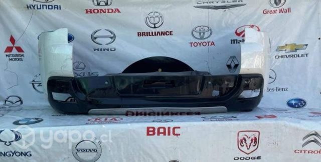 Parachoque Peugeot . Trasero Blanco