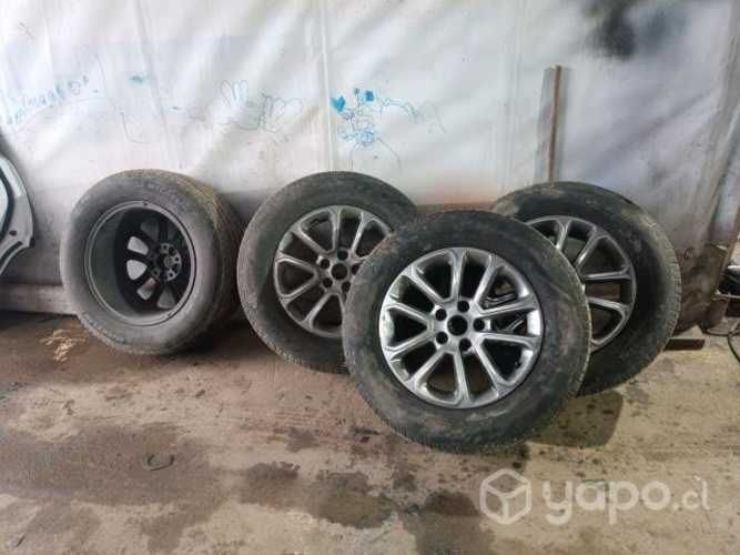 Llantas y neumáticos medida 235/60 R18