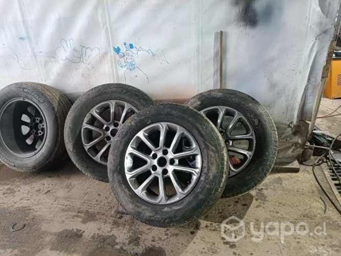 Llantas y neumáticos medida 235/60 R18