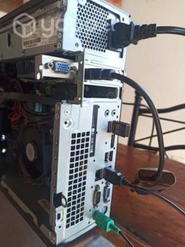 PC ESCRITORIO 8 RAM + Tarjeta grafica y pantalla