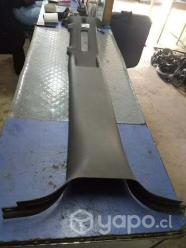 Tapiz cubre pilar central izq Ford F