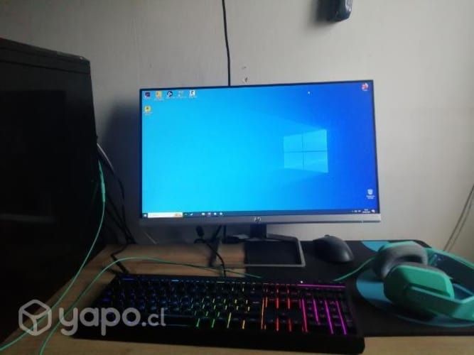 Pc gamer con todo lo de la foto