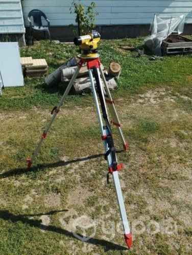 Nivel tapsus modelo al32ev +tripode regla