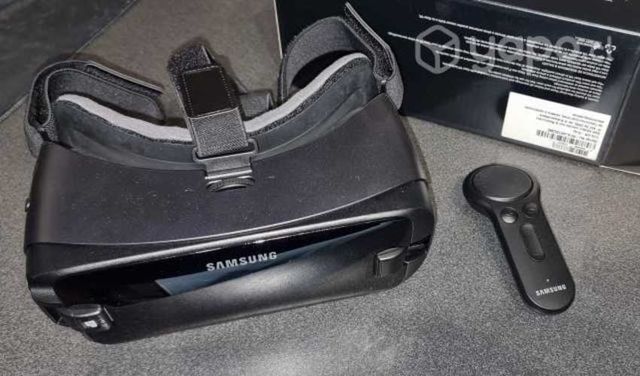 Samsung Gear VR con control remoto