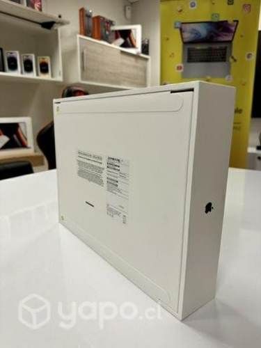 Macbook air m2 15 pulgadas Nuevo sellado Factura
