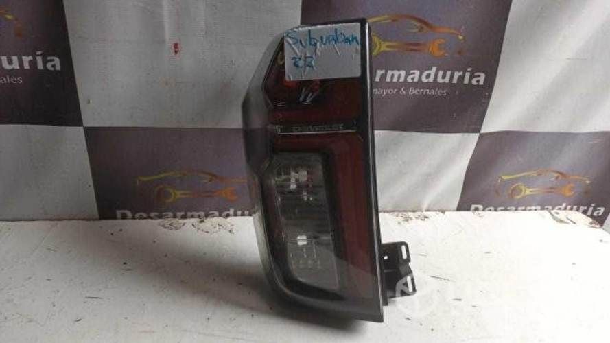 Foco trasero suburban 2022 1.4