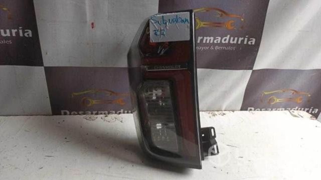 Foco trasero suburban 2022 1.4
