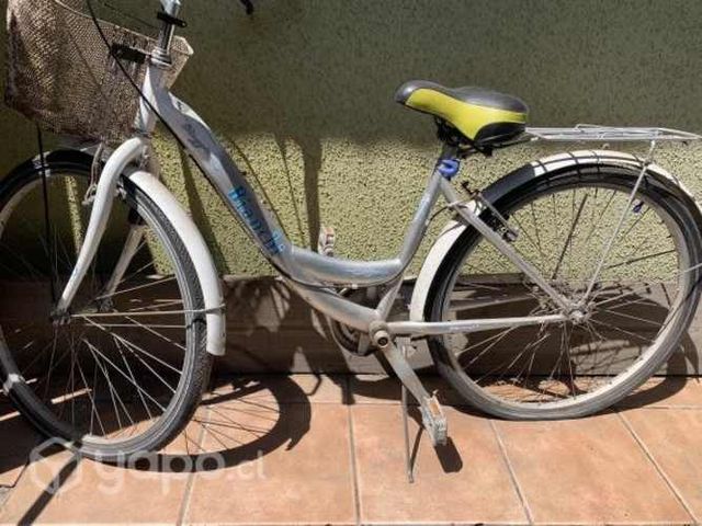 Bicicleta Bianchi mujer paseo poco uso