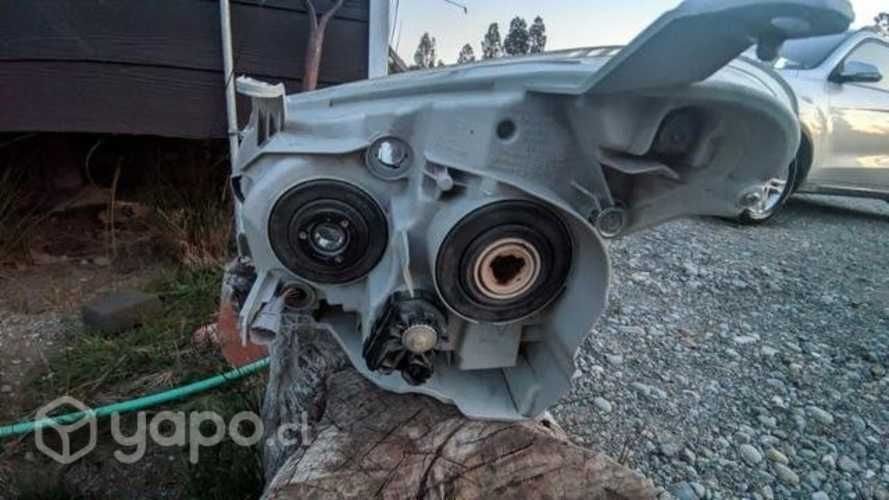 Foco derecho Chevrolet D-Max