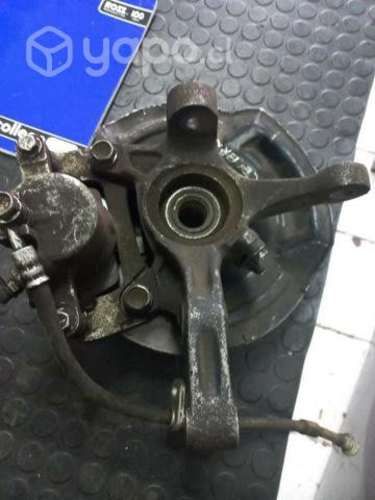 Muñón izquierdo suzuki celerio 2014