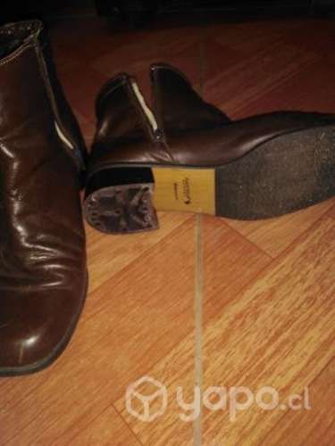 Botín dama cuero