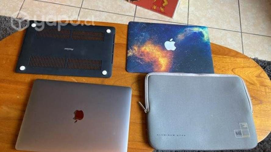 MacBook Pro 13 space grey retina