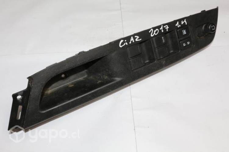 Botonera Suzuki Ciaz 1.4 2017