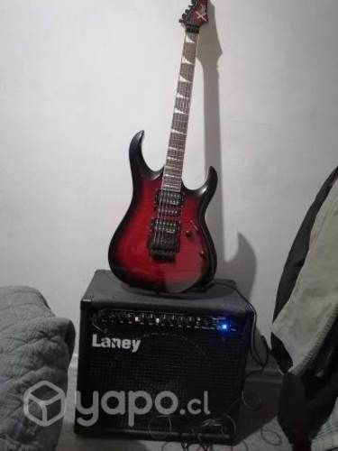 Guitarra+ pedalera + amplificador