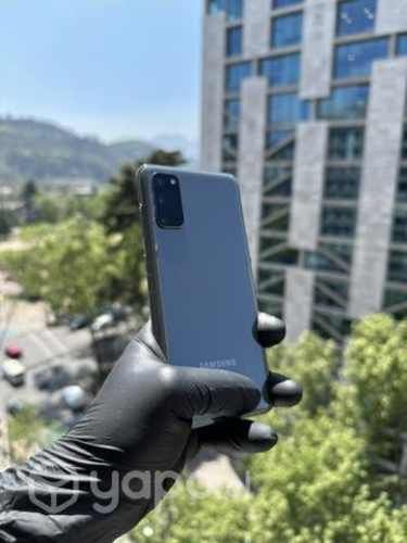 Samsung Galaxy S20, usado en perfecto estado