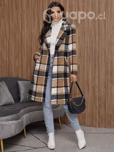 Abrigo largo de cuadros
