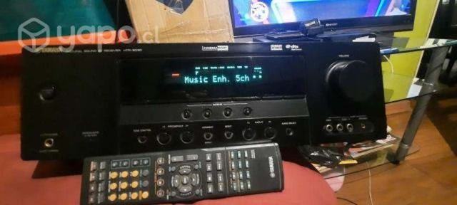 Receiver yamaha prácticamente nuevo 13 años guarda