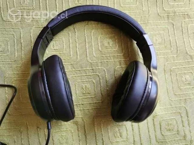 Audífonos con cable