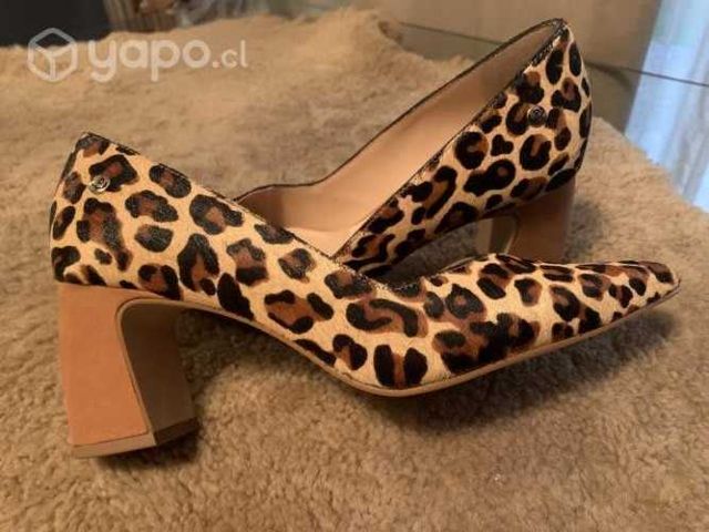 Zapatos Pollini 100% cuero animal print