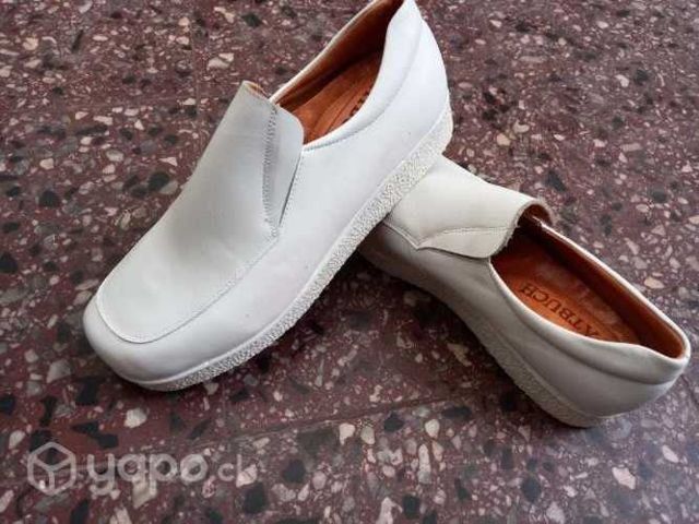 Masculino, nuevos . Talla 40