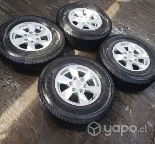 Llantas mitsubishi L200 año 2022