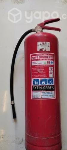 Extintores de 10kg por rellenar o carga vencida