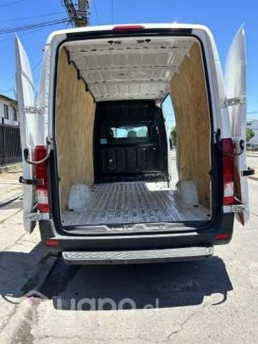 Furgón de carga Hyundai solati año 2018