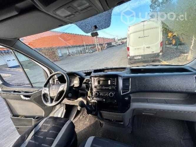 Furgón de carga Hyundai solati año 2018