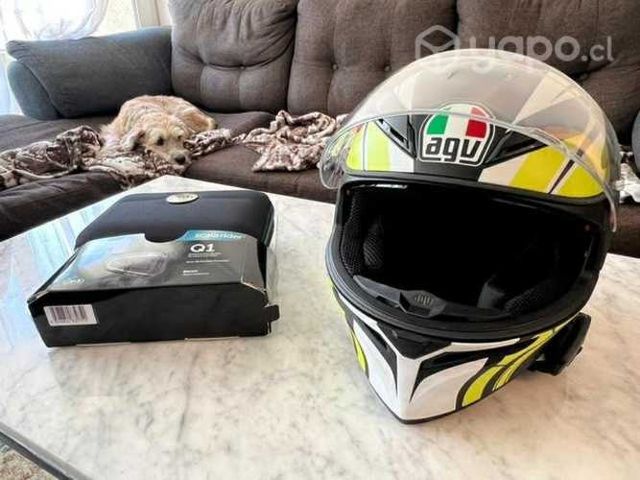 Casco AGV e Intercomunicador instalado