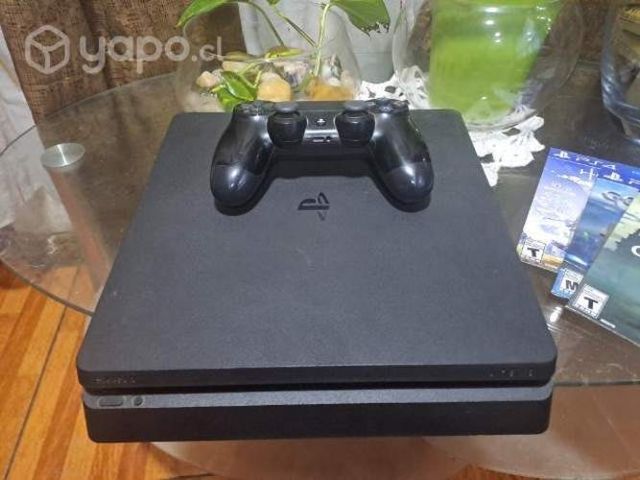 PLAY 4 ( Incluye 3 juegos )