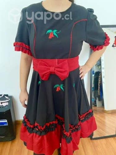 Vestido de cueca fiestas patrias talla L. Poco uso