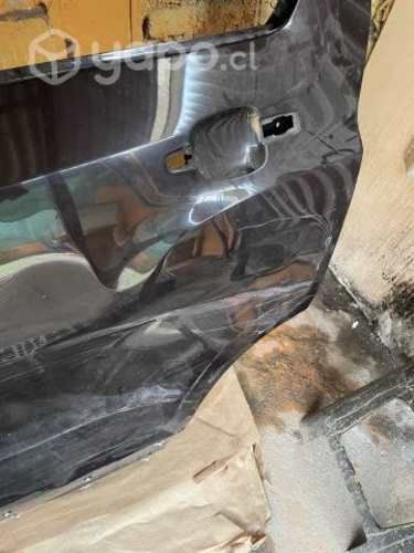 Chevrolet Traker puerta trasera izquierda