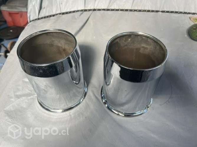 Conos o cubos de rueda cromados