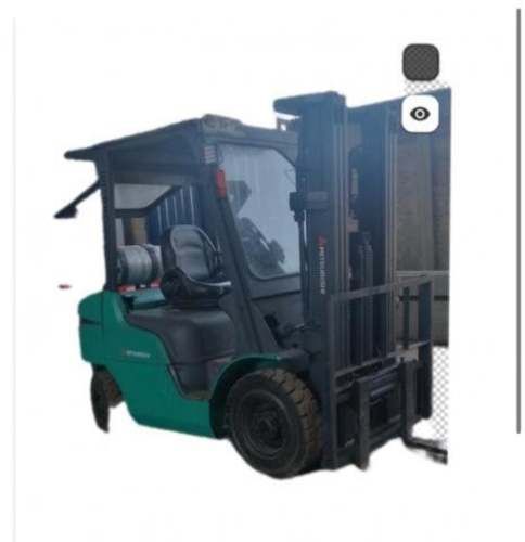 Grua carga 2.500 toneladas