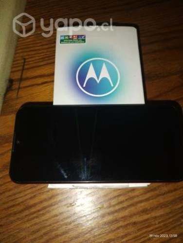 Teléfono Moto E6s - Semi nuevo