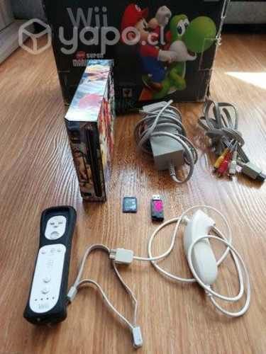 Wii desbl0queado con todos sus accesorios