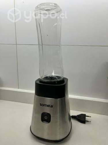 Licuadora Somela Sport con 2 botellas portables
