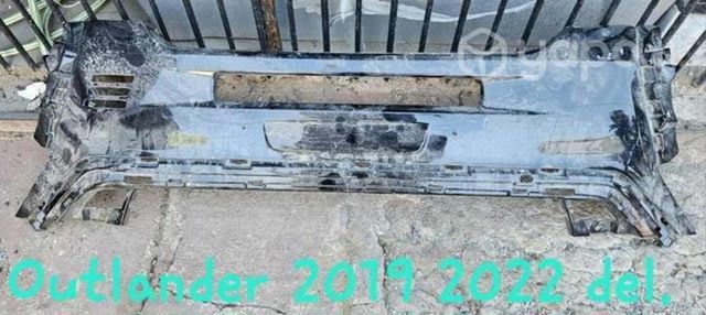 Moldura parachoques delantero Outlander 2019 2022